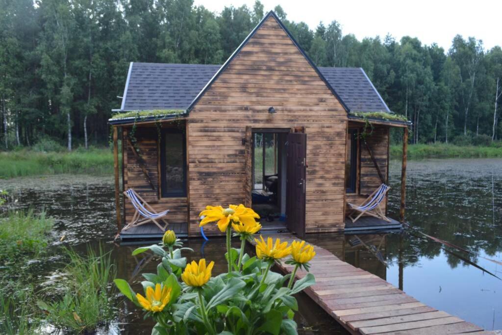 Heather Hut, Off-Grid Cottage On A Pond+2 Ha Darzkowo Buitenkant foto